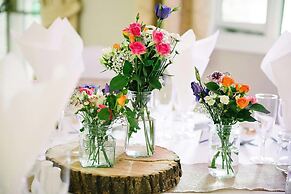 Bentley Brook Inn