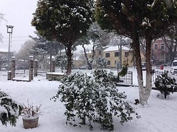 Elaia Hotel