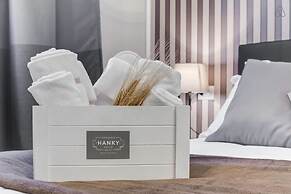 Hanky Suite