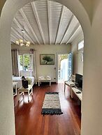 Le Coq Apartments