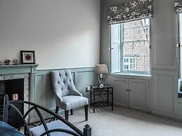 Ecton House
