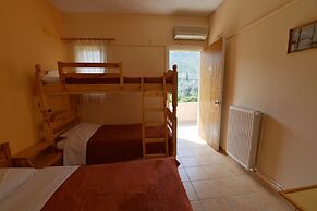 Hotel Galaxias