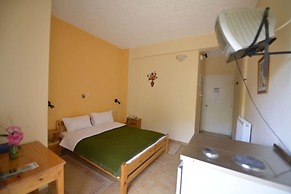 Hotel Galaxias