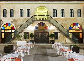 Sirehan Hotel
