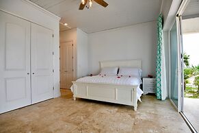 Fountain Bay Resort & Marina