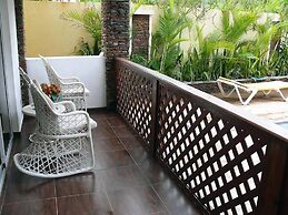 Oasis Apartments