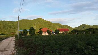Chaleena Homestay