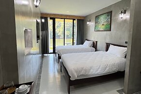 Baan Alisa Bed and Breakfast