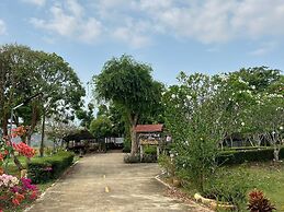 Baan Alisa Bed and Breakfast