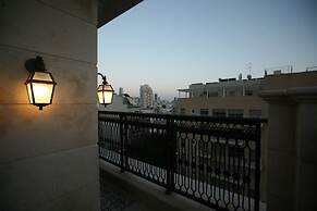 Jacob Samuel by Prima Hotel