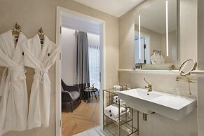 Jacob Samuel by Prima Hotel
