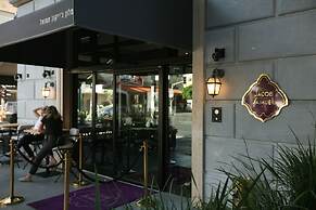 Jacob Samuel by Prima Hotel