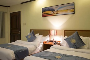 Costa Palawan Resort