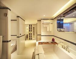 The Boathouse Phuket
