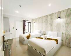 Ploy's Pearl Hotel
