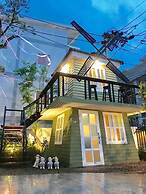 Ploy's Pearl Hotel