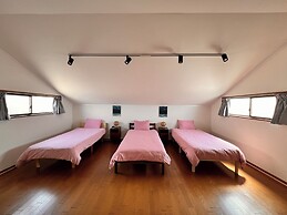 Guest House WA - Hostel