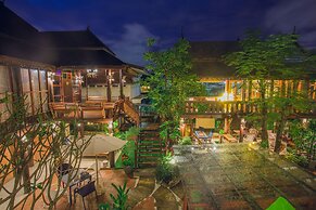 Pao Come Boutique House