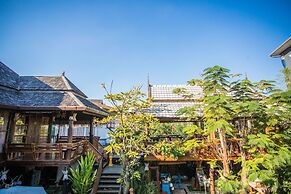Pao Come Boutique House