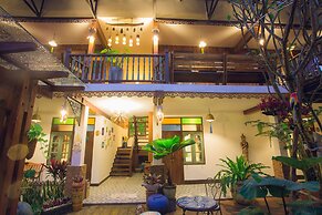 Pao Come Boutique House