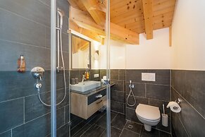 24 by AvenidA - Mountain Hotel