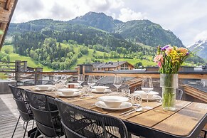 24 by AvenidA - Mountain Hotel