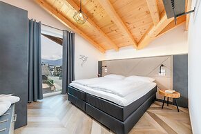 24 by AvenidA - Mountain Hotel