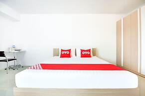 Capital O 411 Grandview Condo 15
