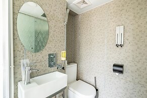 Atlas GuestHouse & Backpackers