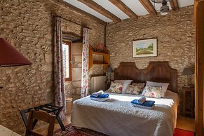 Chambre D'hôtes La Rossillonie