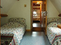Chambre D'hôtes La Rossillonie