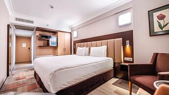 Lamartine Hotel