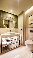 Lamartine Hotel