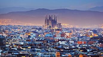 Hola Hostal Eixample - Hostel