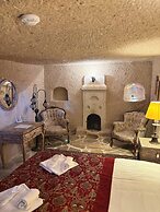 Valley Inn Cave Hotel