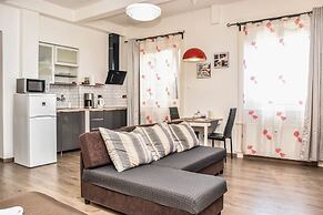 Diamond Astoria