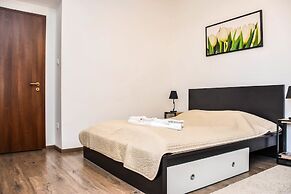 Diamond Astoria