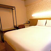 Esin Hotel