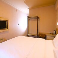 Esin Hotel