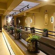Esin Hotel