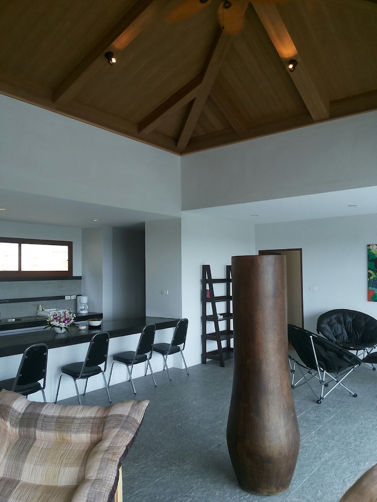2 Bedroom Seaview Villa Laurenz