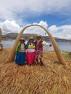 Uros Qhota Uta Lodge