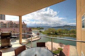 Discovery Bay Resort by KVR
