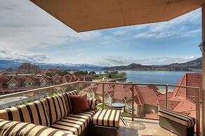 Sunset Waterfront Resort by KVR