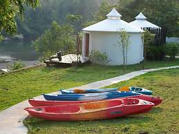 Vorona Resort