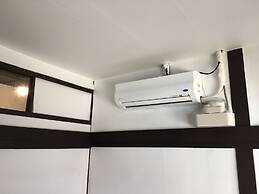 Hwadam Inn - Hostel