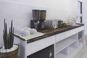 Hwadam Inn - Hostel