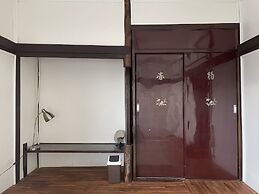 Hwadam Inn - Hostel