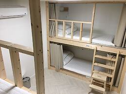 Hwadam Inn - Hostel