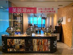85 Love Hotel